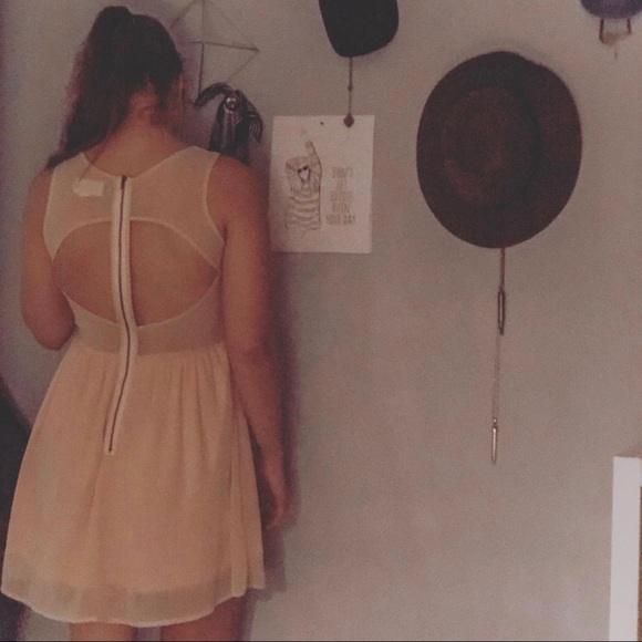 Dress - Picture 2 of 3